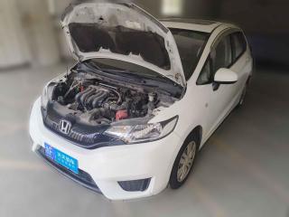 本田飞度2016款 1.5L LXS CVT舒适天窗版