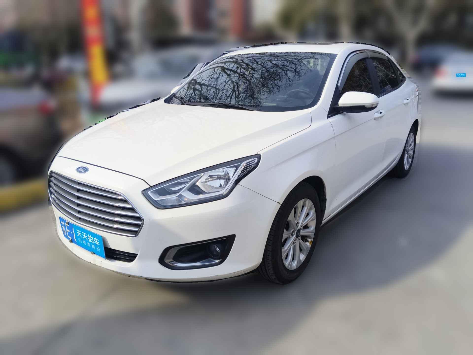 [上海·苏E] 福特福睿斯2015款 1.5L 自动时尚型