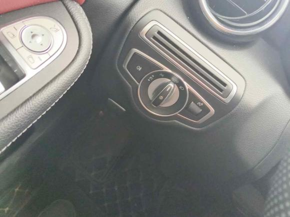 [上海·沪B] 二手奔驰奔驰C级2019款 C 260 运动版