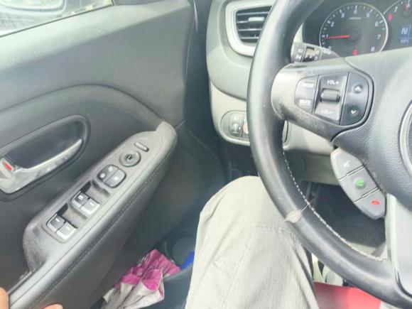 [台州·浙J] 二手起亚佳乐2013款 2.0L 7座自动标准版 国V