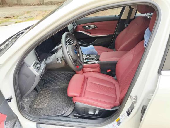 [上海·沪A] 二手宝马宝马i32022款 eDrive 35 L
