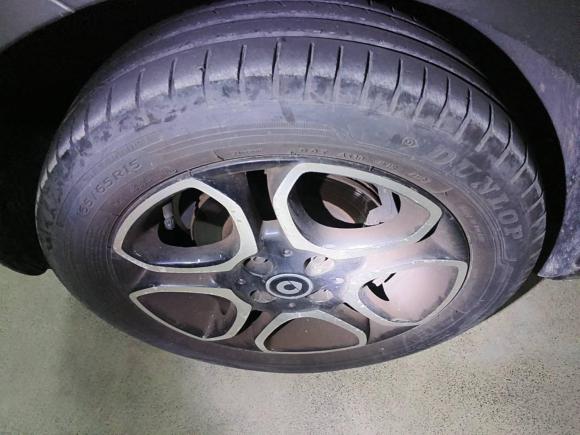 [上海·苏F] 二手smartsmart fortwo2018款 0.9T 66千瓦硬顶先锋版 国V