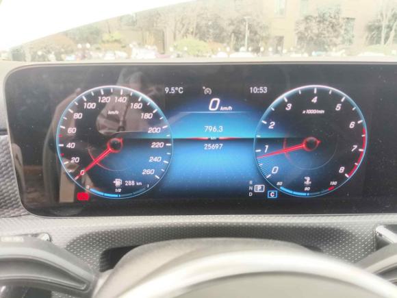 [常州·苏D] 二手奔驰奔驰A级2022款 改款 A 200 L 运动轿车动感型