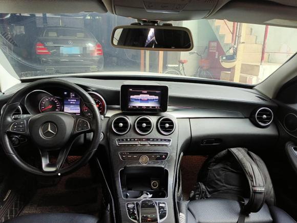 [广州·粤A] 二手奔驰奔驰C级2017款 C 200 L 运动版