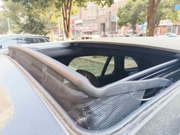 [南京·苏A] 二手奔驰奔驰GLC2020款 改款 GLC 300 L 4MATIC 动感型