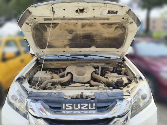 [南昌·赣A] 二手五十铃mu-X牧游侠2017款 2.5T 两驱自动尊享型 5座