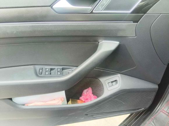 [青岛·鲁U] 二手大众迈腾2020款 330TSI DSG 领先型