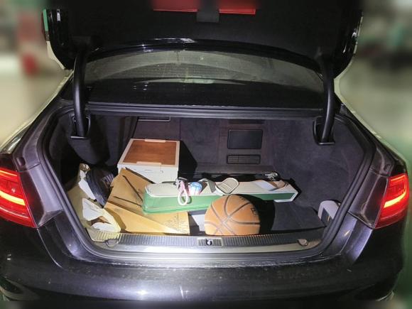 [武汉·鄂W] 二手奥迪奥迪A82013款 A8L 45 TFSI quattro专享型