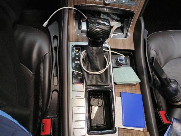 [上海·沪M] 二手荣威荣威RX82018款 30T 智联网两驱至尊版