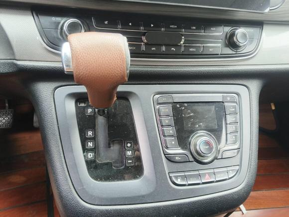 [上海·闽A] 二手上汽大通MAXUS大通G102018款 PLUS 2.0T 自动精英版