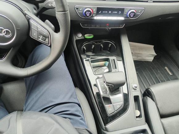 [嘉兴·浙F] 二手奥迪奥迪A4L2024款 40 TFSI 豪华动感型