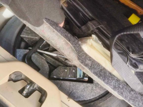 [上海·吉J] 二手沃尔沃沃尔沃XC602011款 2.0T 智尊版