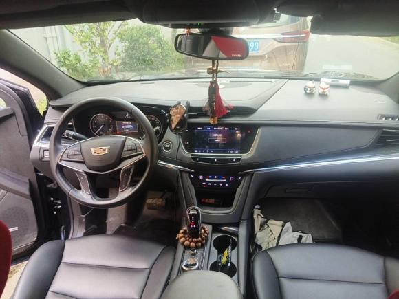 [上海·沪E] 二手凯迪拉克凯迪拉克XT52021款 2.0T 两驱豪华型