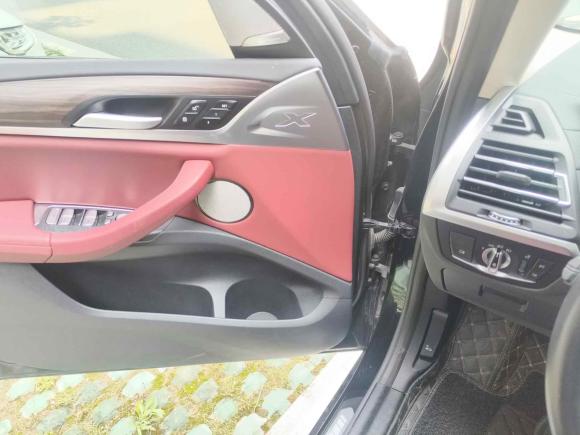[上海·沪E] 二手宝马宝马X32022款 xDrive30i 领先型 M曜夜套装