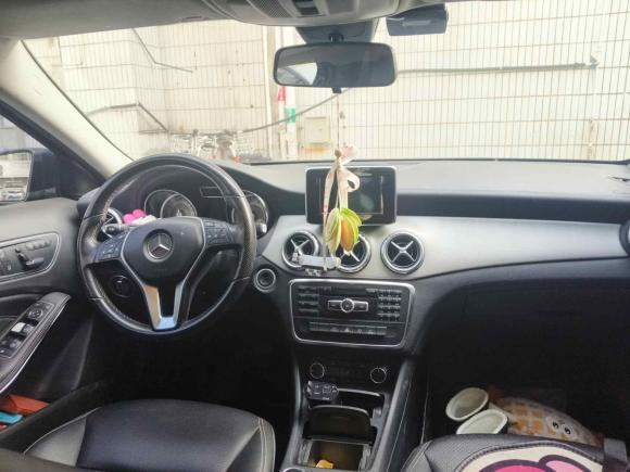 [金华·浙G] 二手奔驰奔驰GLA2015款 GLA 200 时尚型