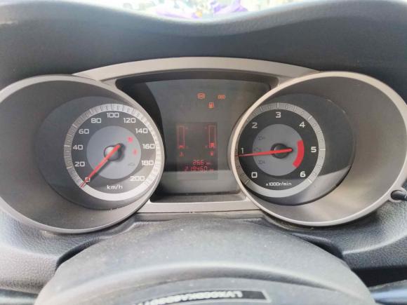 [上海·沪B] 二手陆风陆风X82012款 探索版 2.0T 柴油4X4豪华型