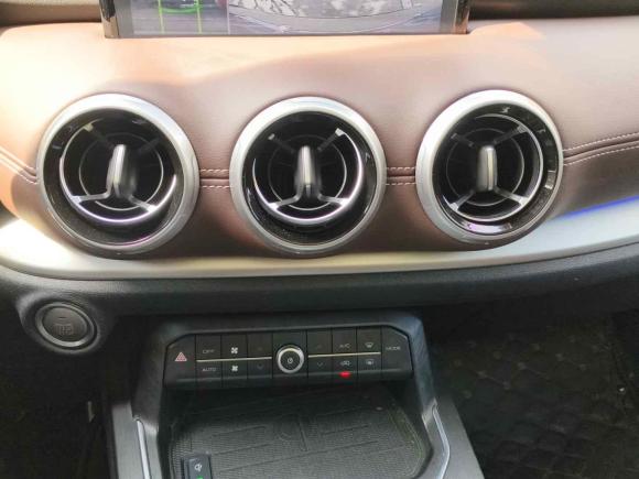 [青岛·鲁B] 二手魏牌魏牌 VV62018款 2.0T 四驱旗舰型 国V