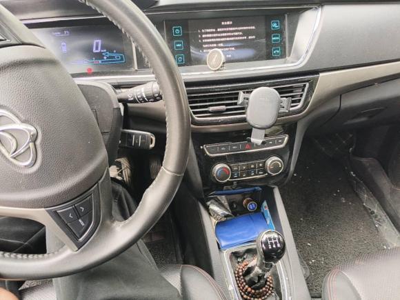 [杭州·皖D] 二手长安凯程长安欧尚A6002016款 1.5L 手动豪华型7座