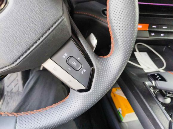 [杭州·浙A] 二手长安长安UNI-V2024款 1.5T 尊贵型