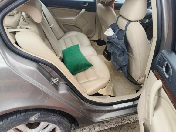 [上海·苏J] 二手斯柯达明锐2014款 1.6L 自动逸俊版