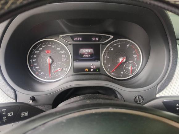 [佛山·粤E] 二手奔驰奔驰B级2015款 B 200 豪华型