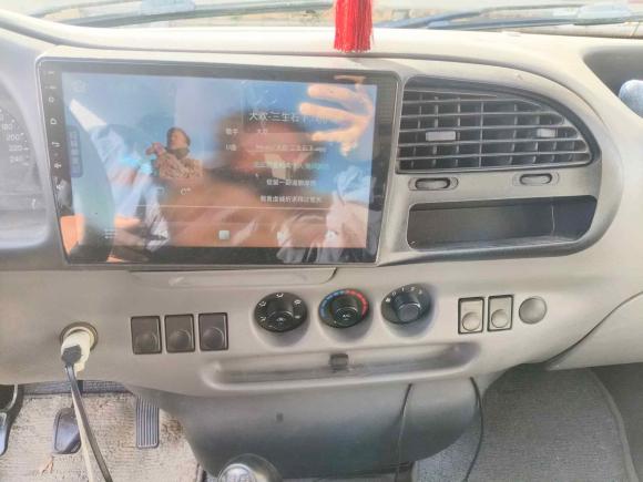 [上海·沪A] 二手福特经典全顺2013款 2.8T柴油冰白物流车长轴中顶JX493ZLQ4