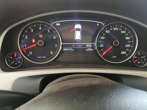 [宁波·皖P] 二手大众途锐2011款 3.0TSI 标配型