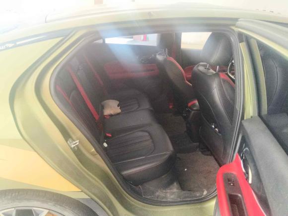 [佛山·粤E] 二手广汽传祺影豹2021款 270T DCT J16版