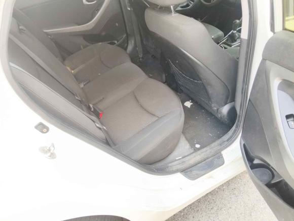 [南昌·沪C] 二手现代朗动2016款 1.6L 手动尊贵型