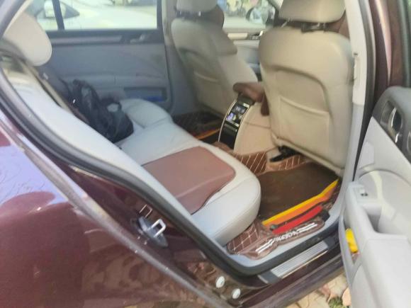 [西安·陕A] 二手斯柯达昊锐2012款 1.8TSI 自动优雅版