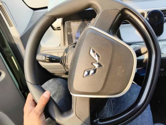 [南通·苏J] 二手五菱汽车宏光MINIEV2021款 马卡龙臻享款 磷酸铁锂