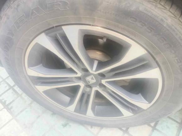 [深圳·粤B] 二手宝沃宝沃BX72016款 28T 两驱豪华版 7座