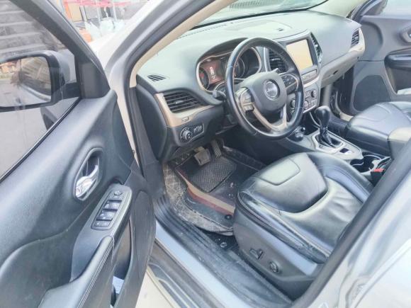 [嘉兴·浙F] 二手Jeep自由光2016款 2.4L 专业智能版