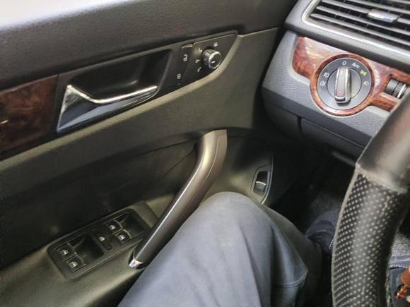 [佛山·粤E] 二手大众帕萨特2011款 1.8TSI DSG御尊版