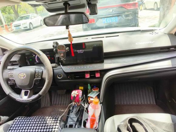 [上海·沪C] 二手丰田凯美瑞2024款 双擎 2.0HGVP 豪华版