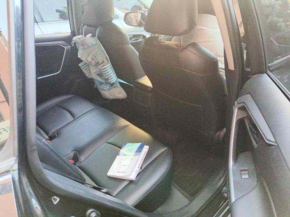 [上海·沪E] 二手丰田RAV4荣放2021款 2.0L CVT两驱都市版