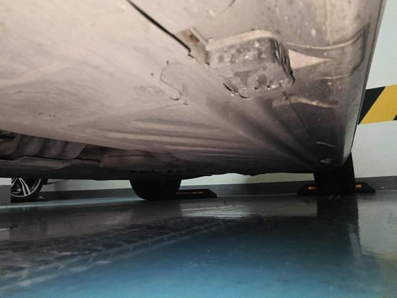 [成都·川A] 二手奔驰奔驰C级2015款 C 200 运动版 4MATIC