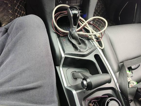 [成都·川A] 二手驭胜驭胜S3502013款 2.4T 自动四驱柴油超豪华版7座