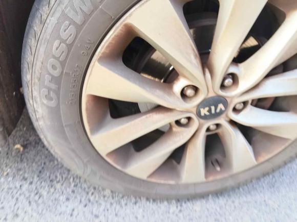 [青岛·鲁B] 二手起亚起亚K52016款 2.0L 自动GLS