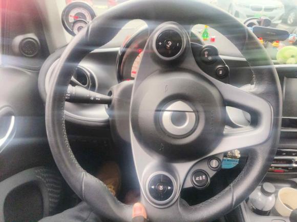 [上海·沪B] 二手smartsmart fortwo2016款 0.9T 66千瓦硬顶先锋版