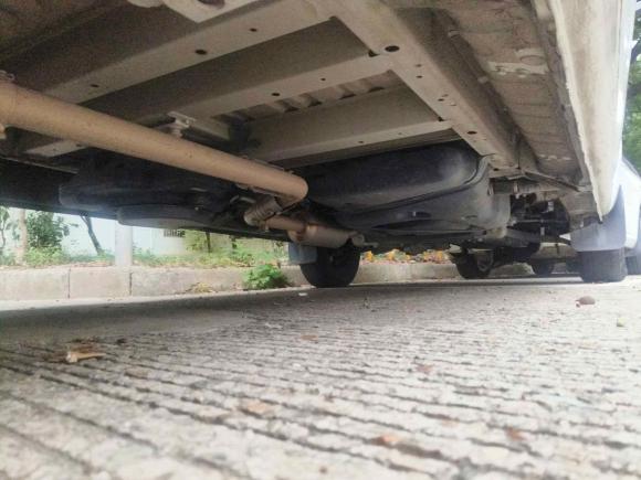 [宁波·浙B] 二手上汽大通MAXUS新途V802023款 2.0T 手动经典傲运通长轴中顶6/7/8/9座