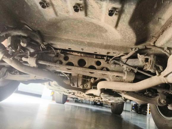 [苏州·苏U] 二手Jeep大切诺基2015款 3.0TD 柴油 舒享导航版