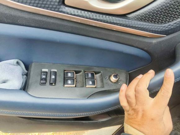 [义乌·浙C] 二手长安欧尚长安欧尚科赛2018款 1.5T 手动 感 7座