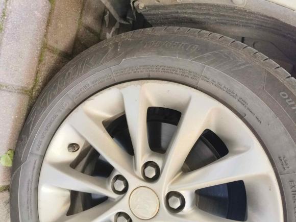 [武汉·鄂A] 二手别克英朗2019款 15T 双离合进取型 国VI