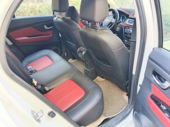 [济南·鲁A] 二手哈弗哈弗H12016款 改款 蓝标 1.5L AMT豪华型