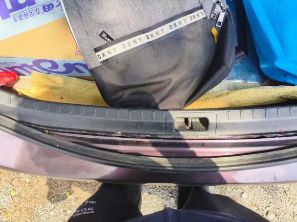 [广州·粤A] 二手丰田雷凌2017款 改款双擎 1.8H GS E-CVT精英天窗版 国V