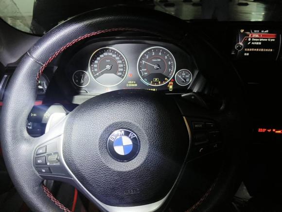 [青岛·鲁B] 二手宝马宝马3系2015款 328i xDrive运动设计套装