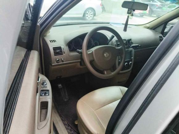 [南京·琼B] 二手别克别克GL82014款 2.4L 经典版