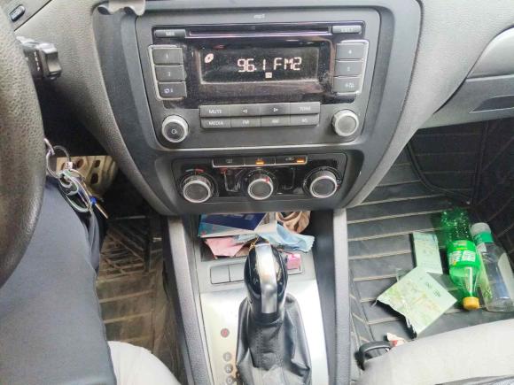 [无锡·苏B] 二手大众速腾2012款 1.6L 自动时尚型