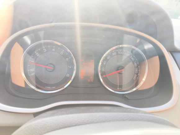 [温州·浙C] 二手雪佛兰赛欧2015款 赛欧3 1.5L 手动理想天窗版